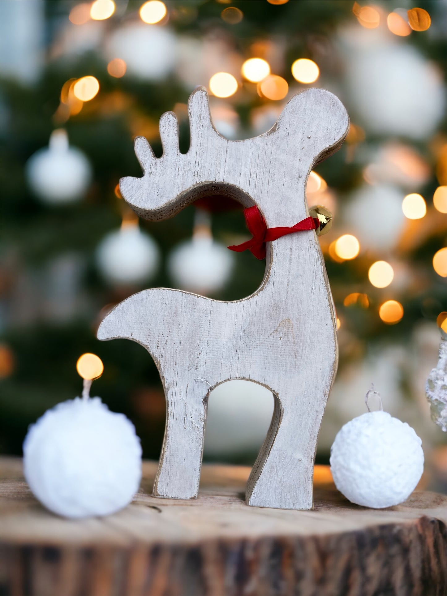 Wood reindeer