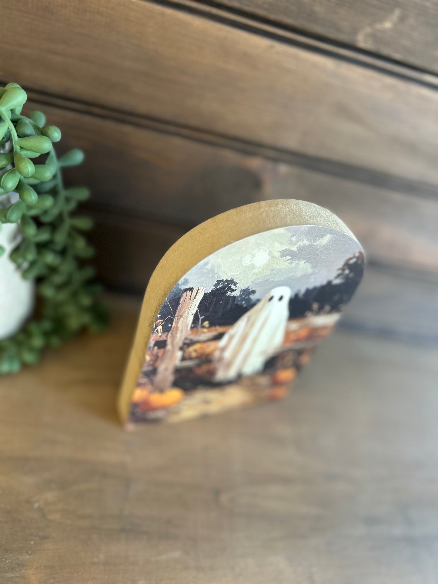 Ghost in Pumpkin Patch Wood Arch - Halloween/Fall 2026 Decor