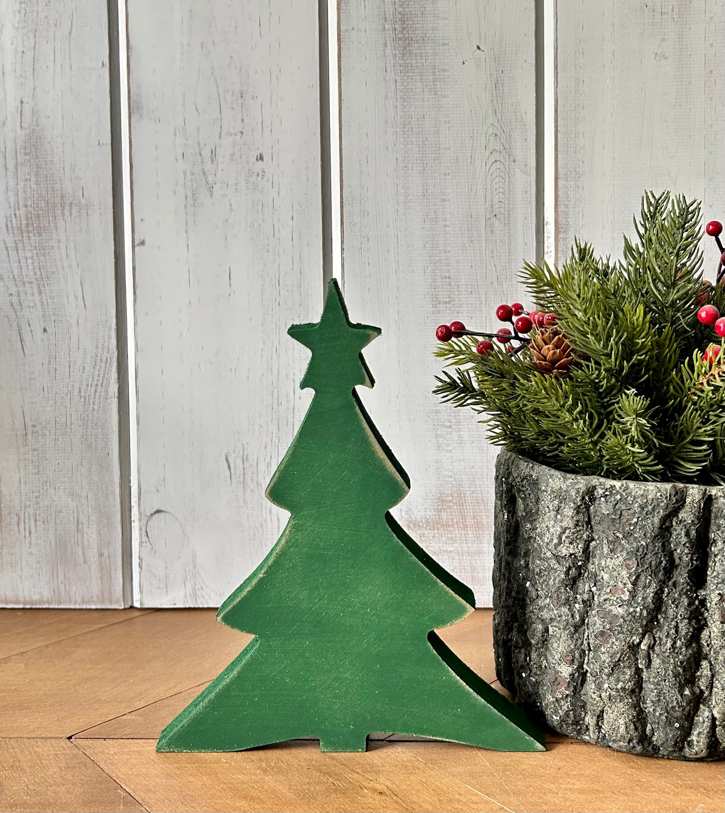 Primitive Wood Christmas Tree Sitters - Star Topper Style