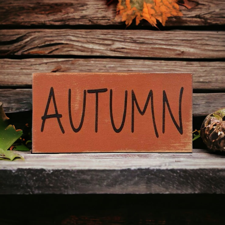 Primitive/Rustic Autumn Shelf Sitter