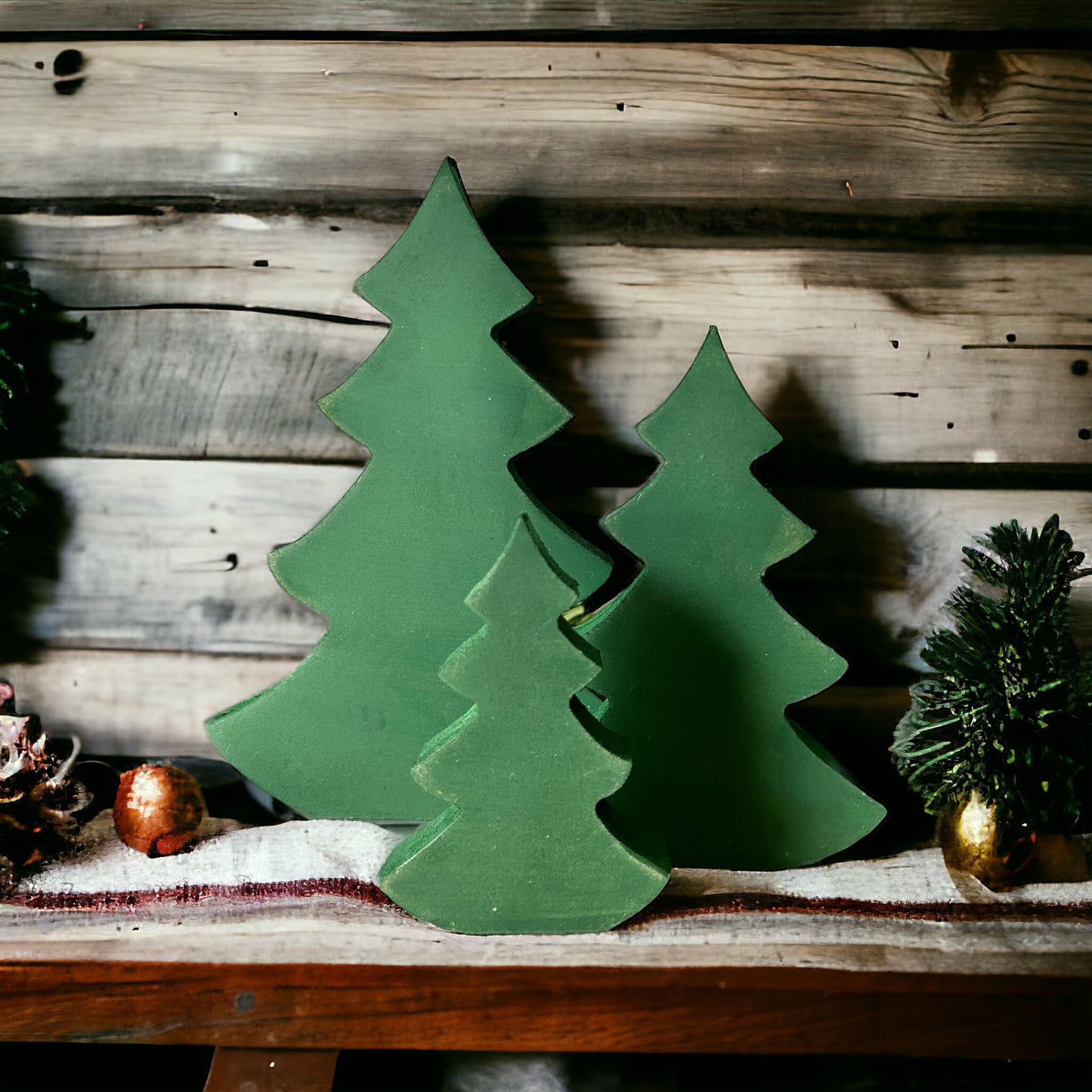 Primitive/Rustic Wood Christmas/Winter Tree -Bouncy