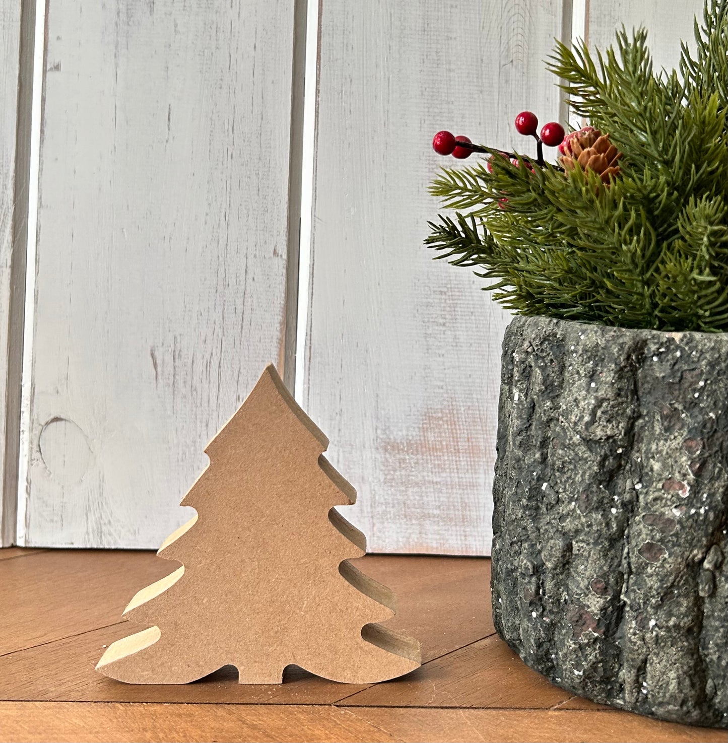 Primitive/Rustic Wood Christmas/Winter Tree - Fluffy Style