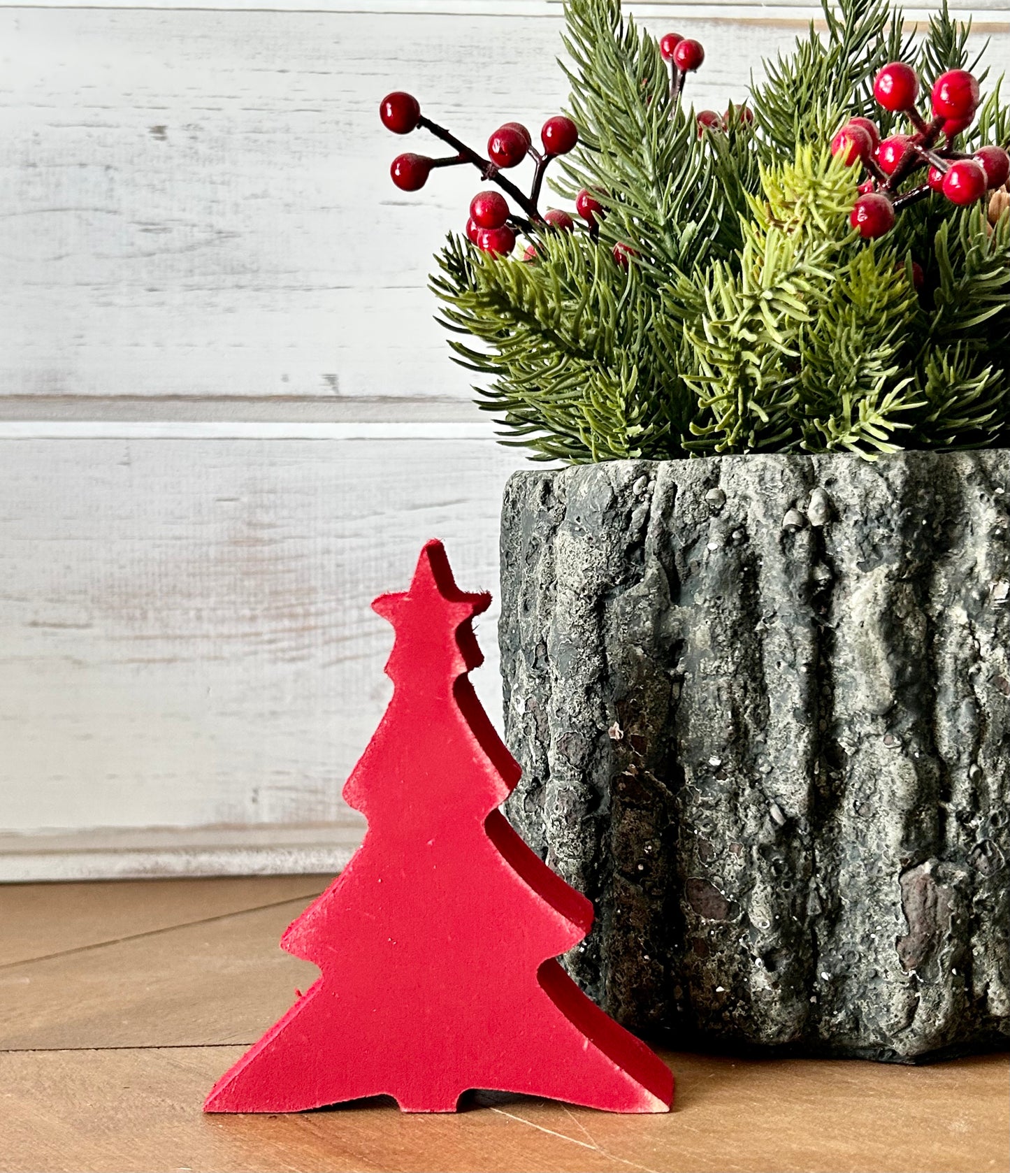 Primitive Wood Christmas Tree Sitters - Star Topper Style