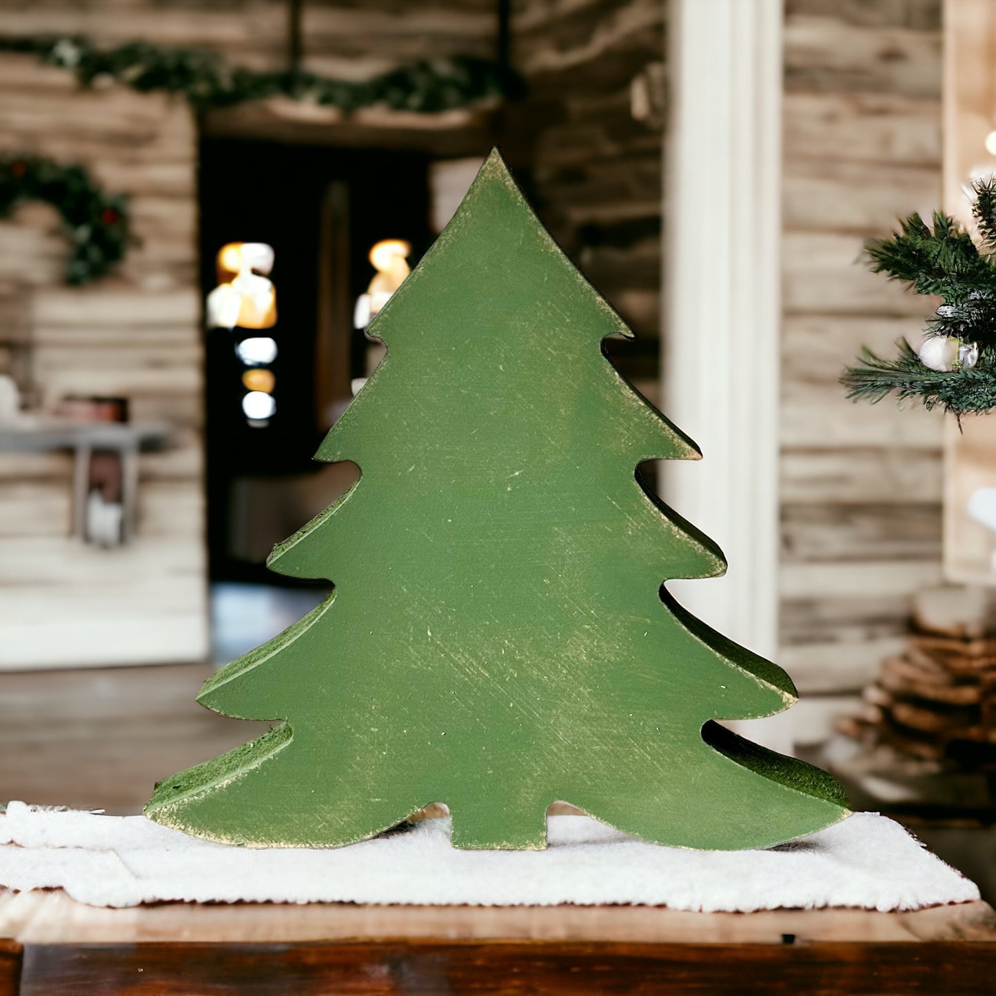 Primitive/Rustic Wood Christmas/Winter Tree - Fluffy Style