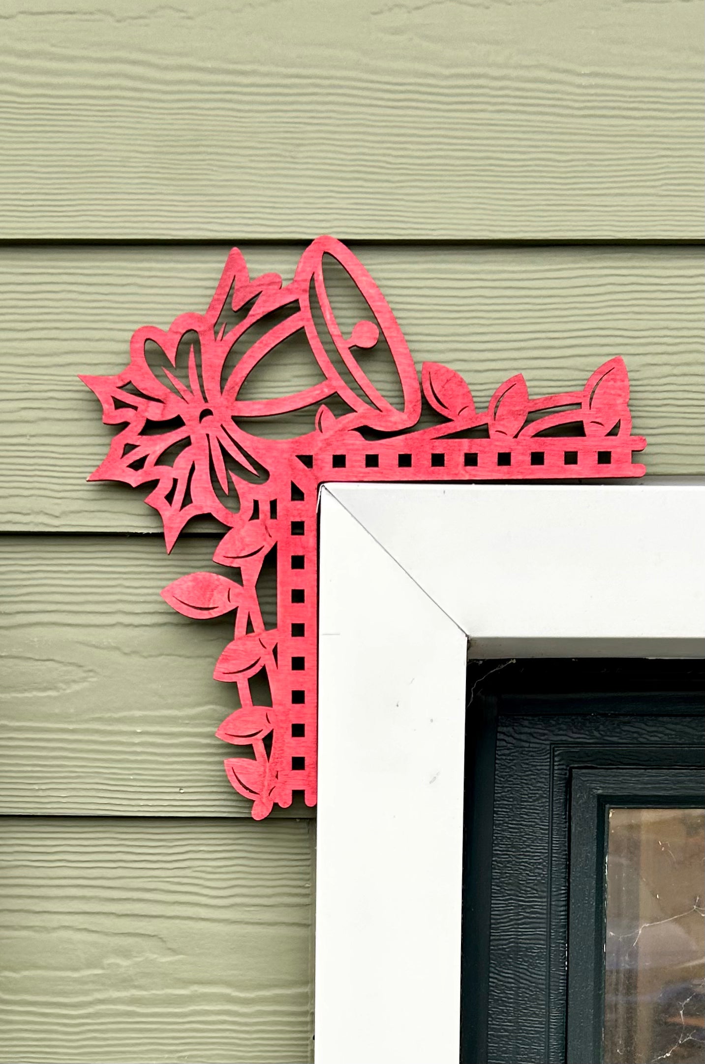 holiday trim corner