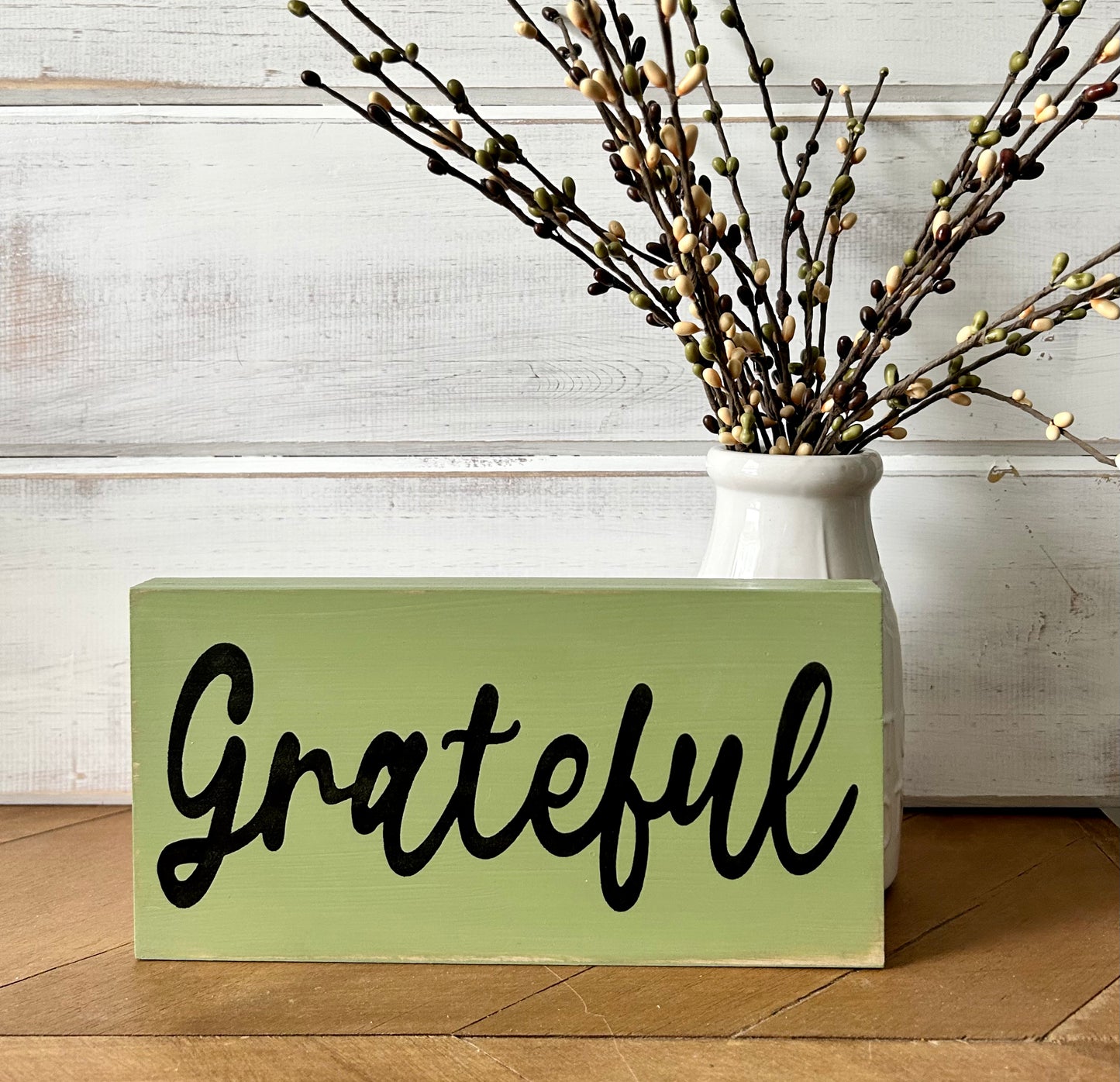 Grateful - Rustic Shelf Sitter