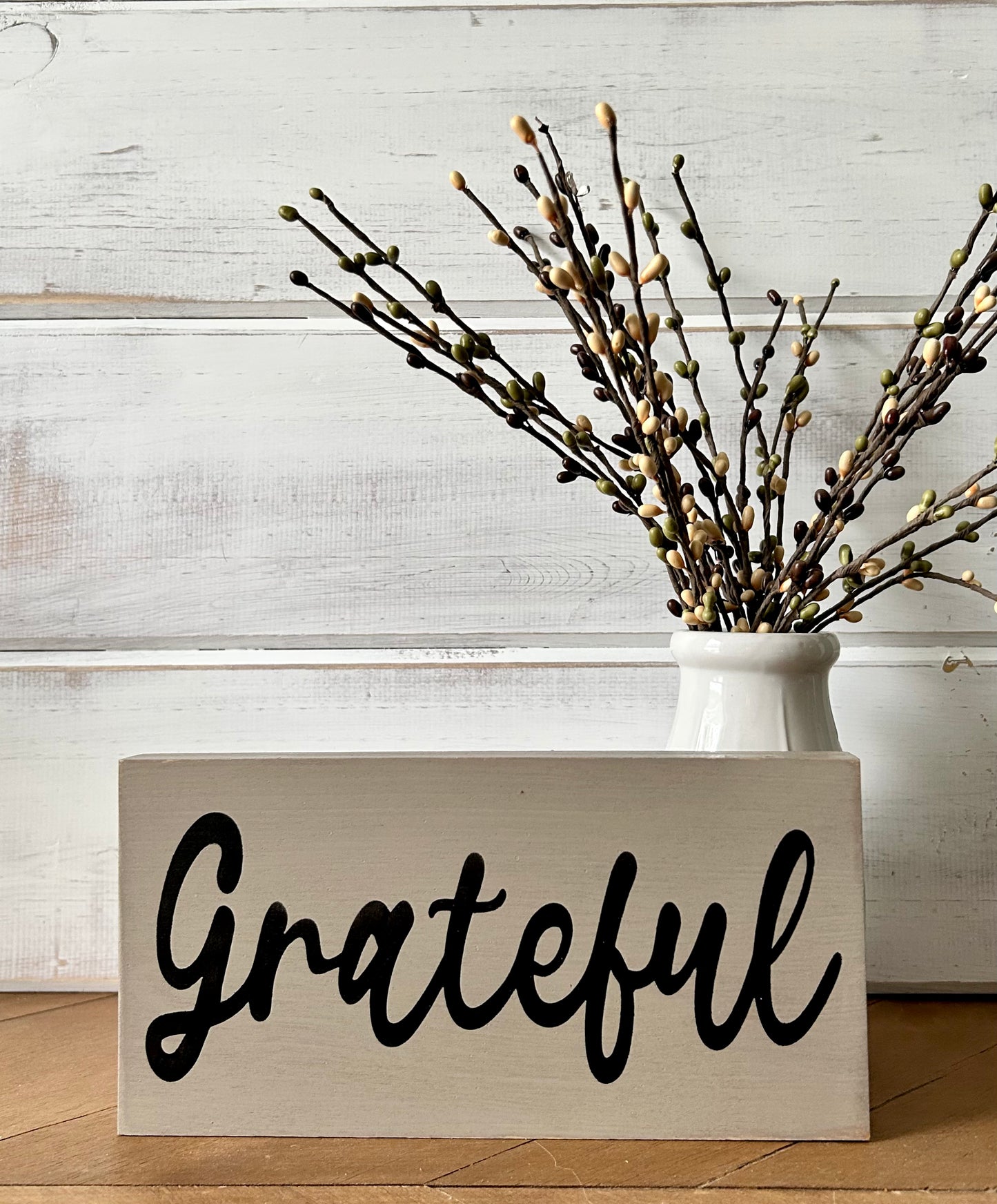 Grateful - Rustic Shelf Sitter