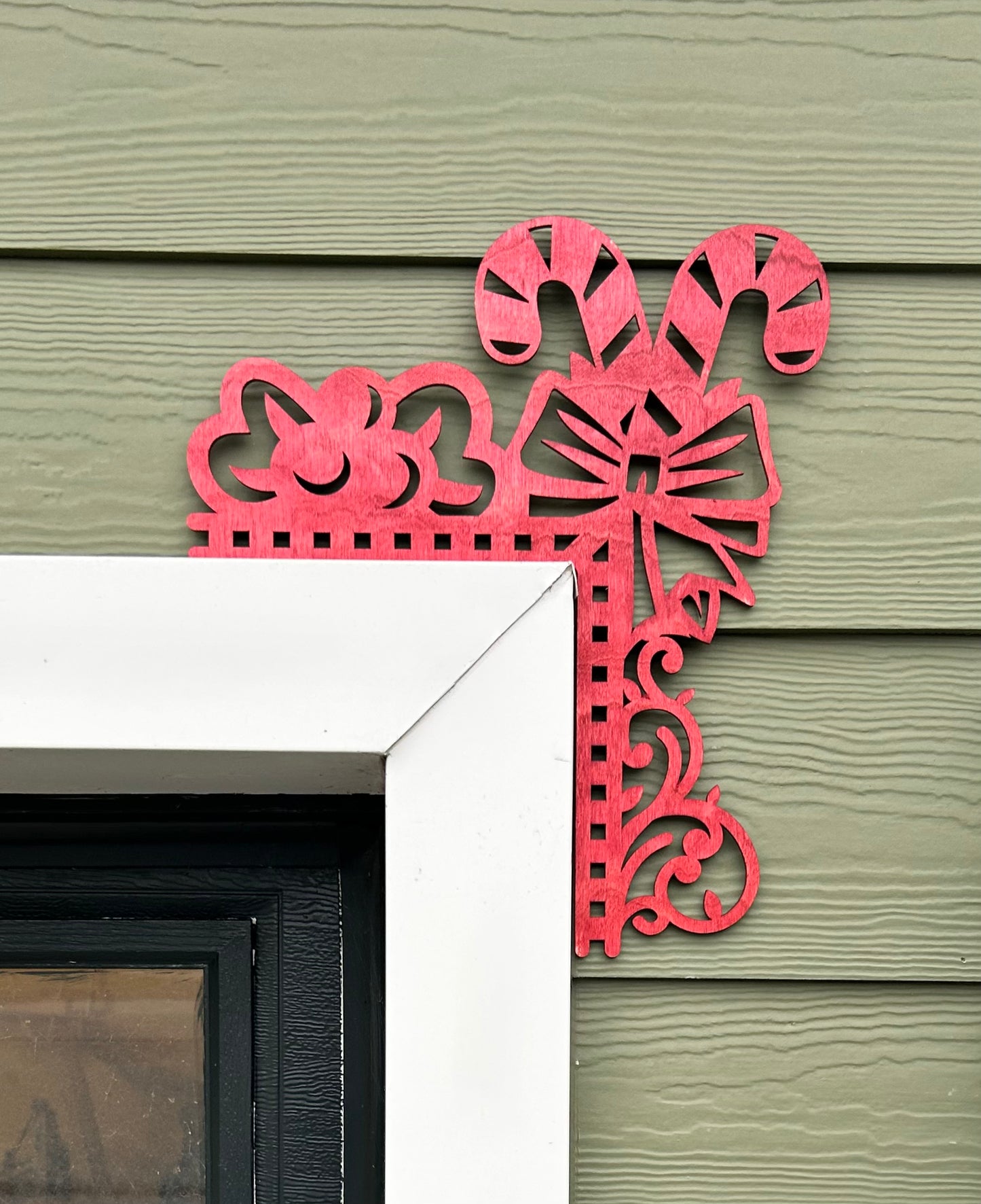 holiday trim corner