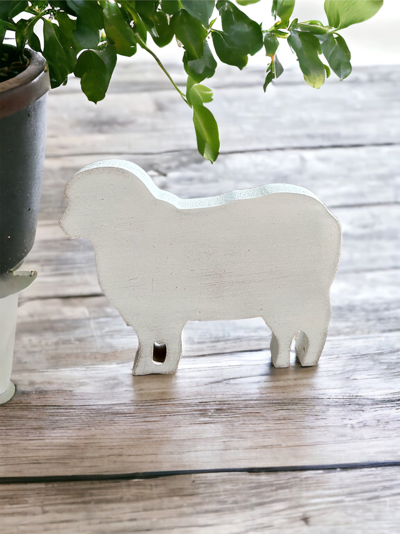 Wood sheep