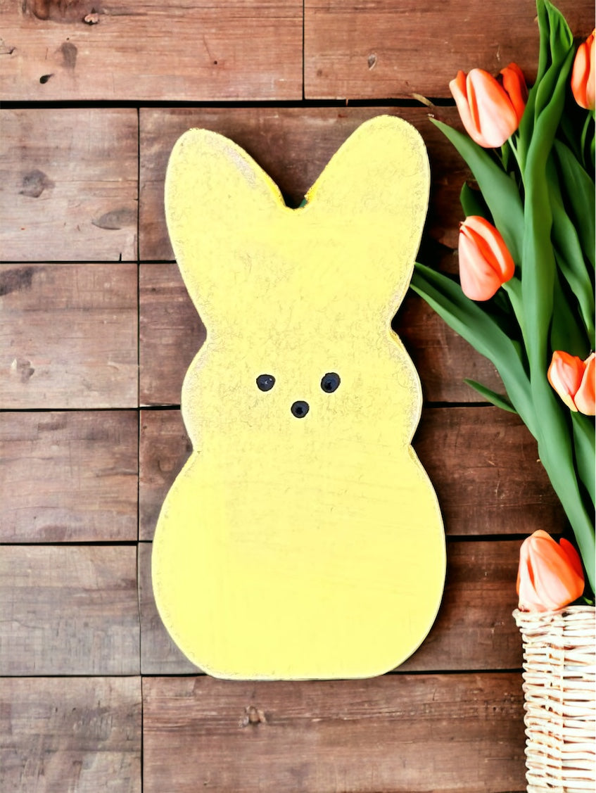 Yellow wood peep