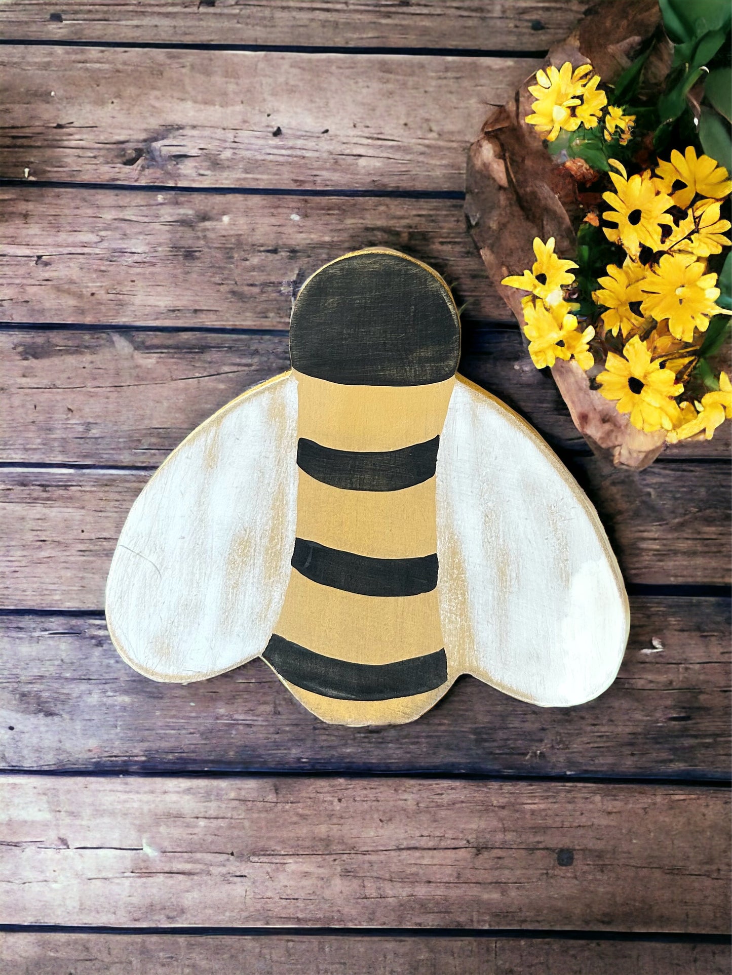 Primitive/Rustic Wood Bee