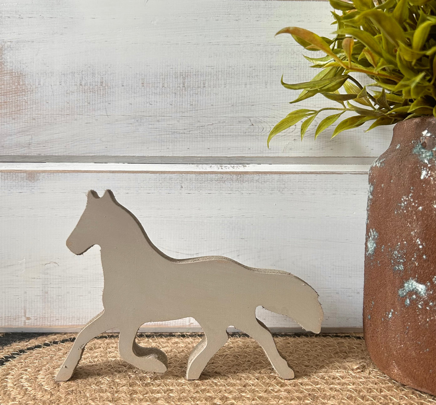 Primitive/Rustic Wood Horse Shelf Sitter