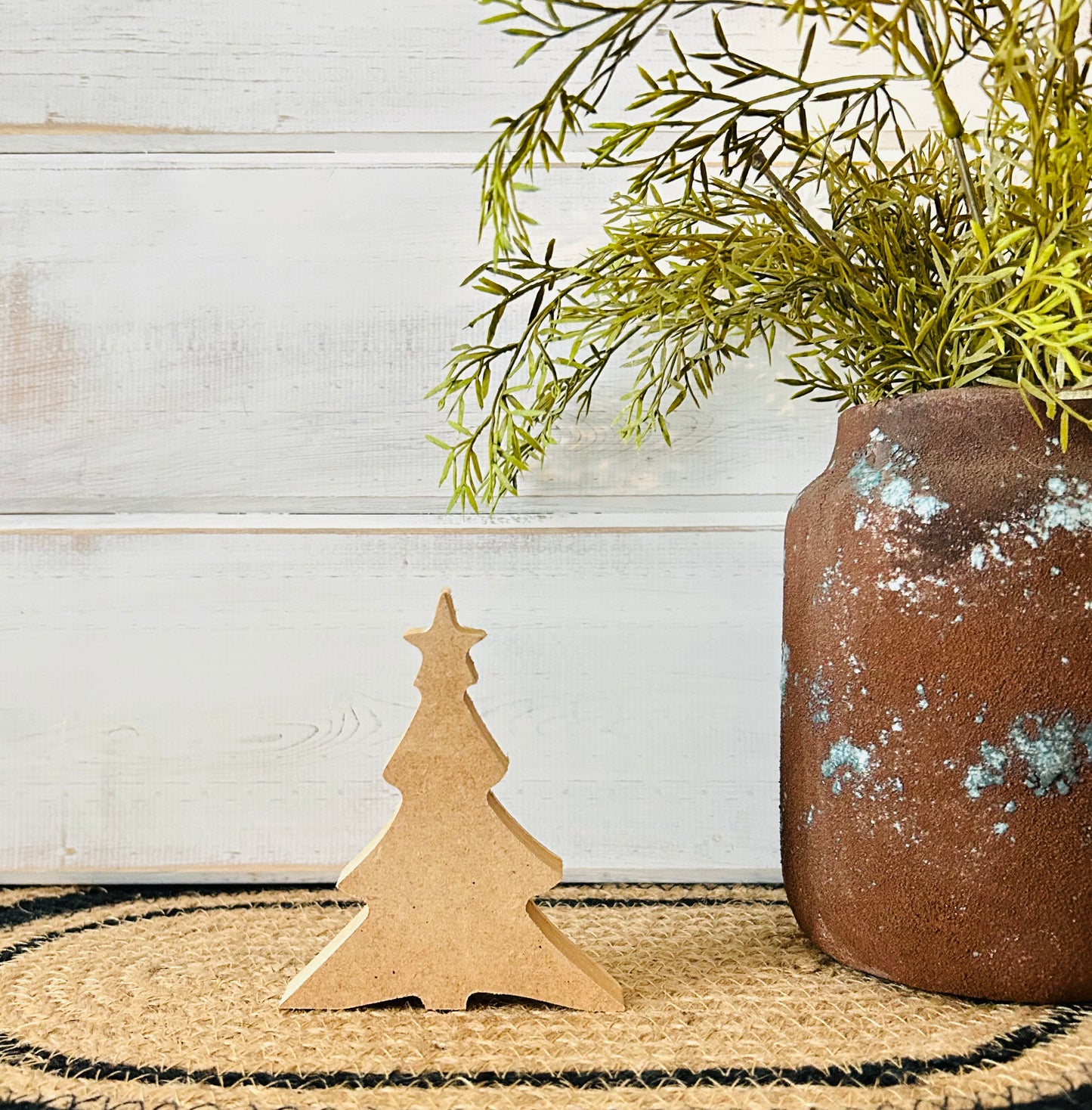 Primitive Wood Christmas Tree Sitters - Star Topper Style