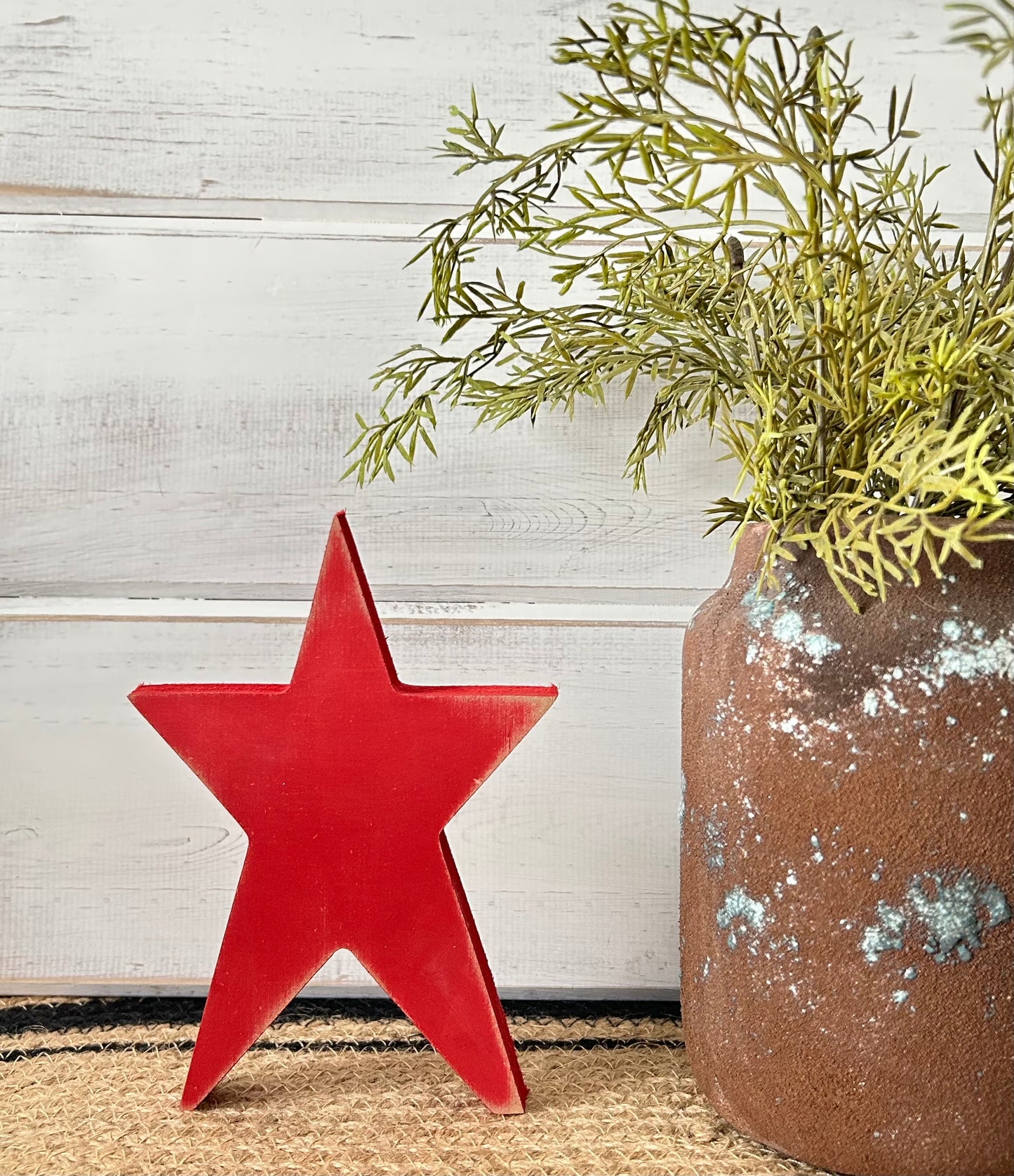 red wood prim star
