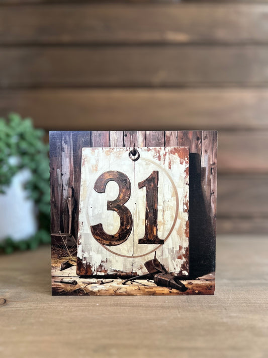 Vintage "31" Wood Sign - Fall/Halloween Decor