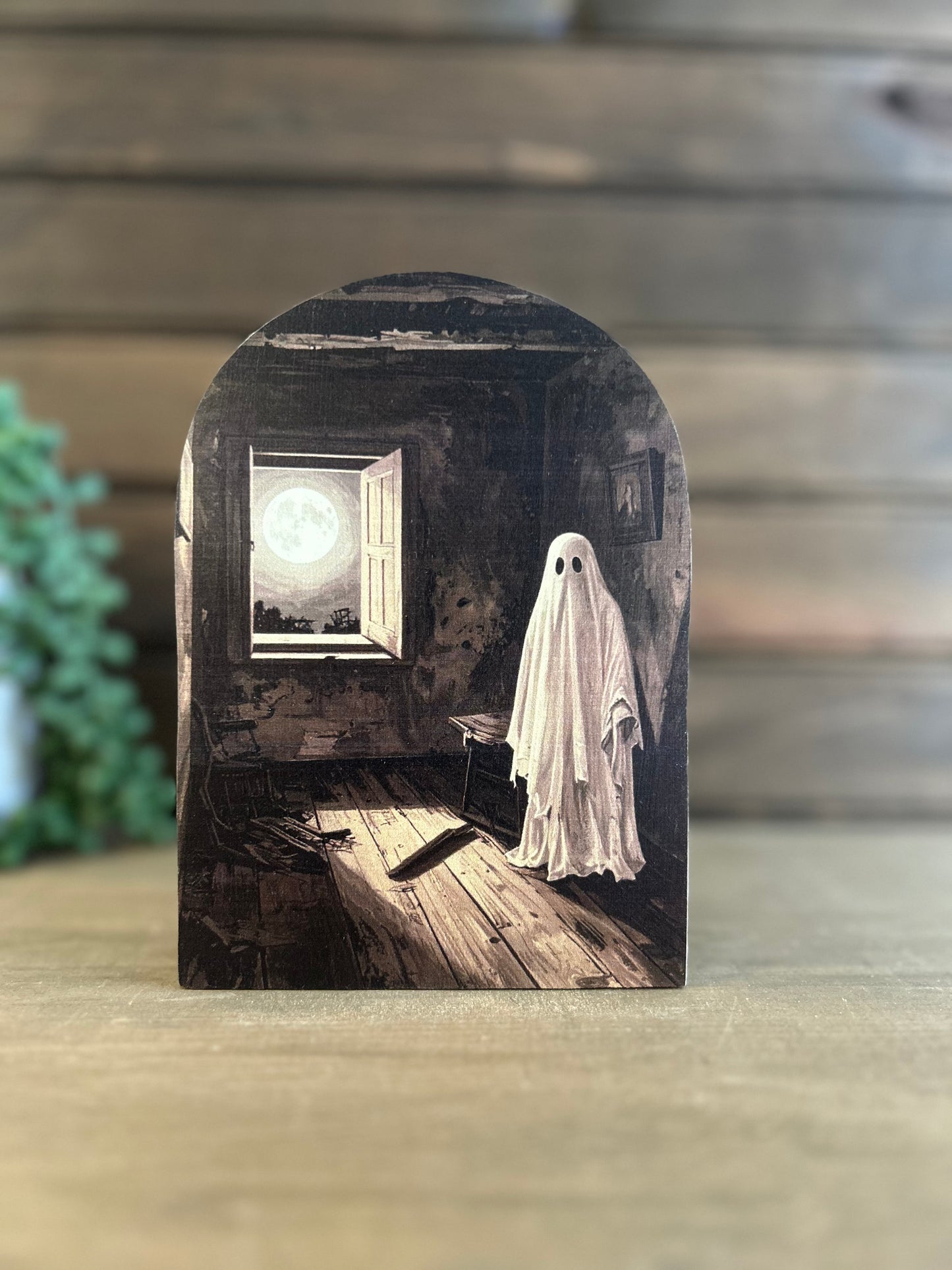 Ghost in Spooky Room Wood Arch - Halloween/Fall 2026 Decor