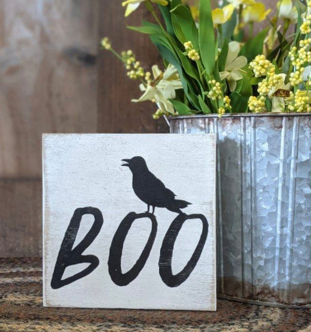"Boo" crow sign