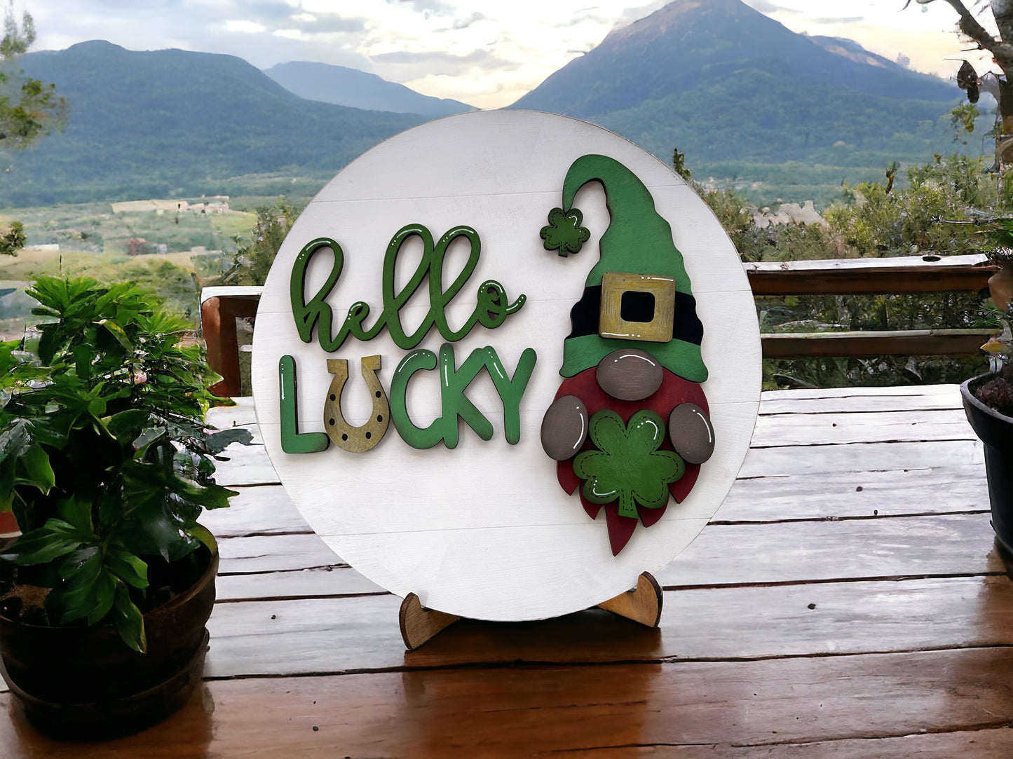 Lucky Gnome Round Sign