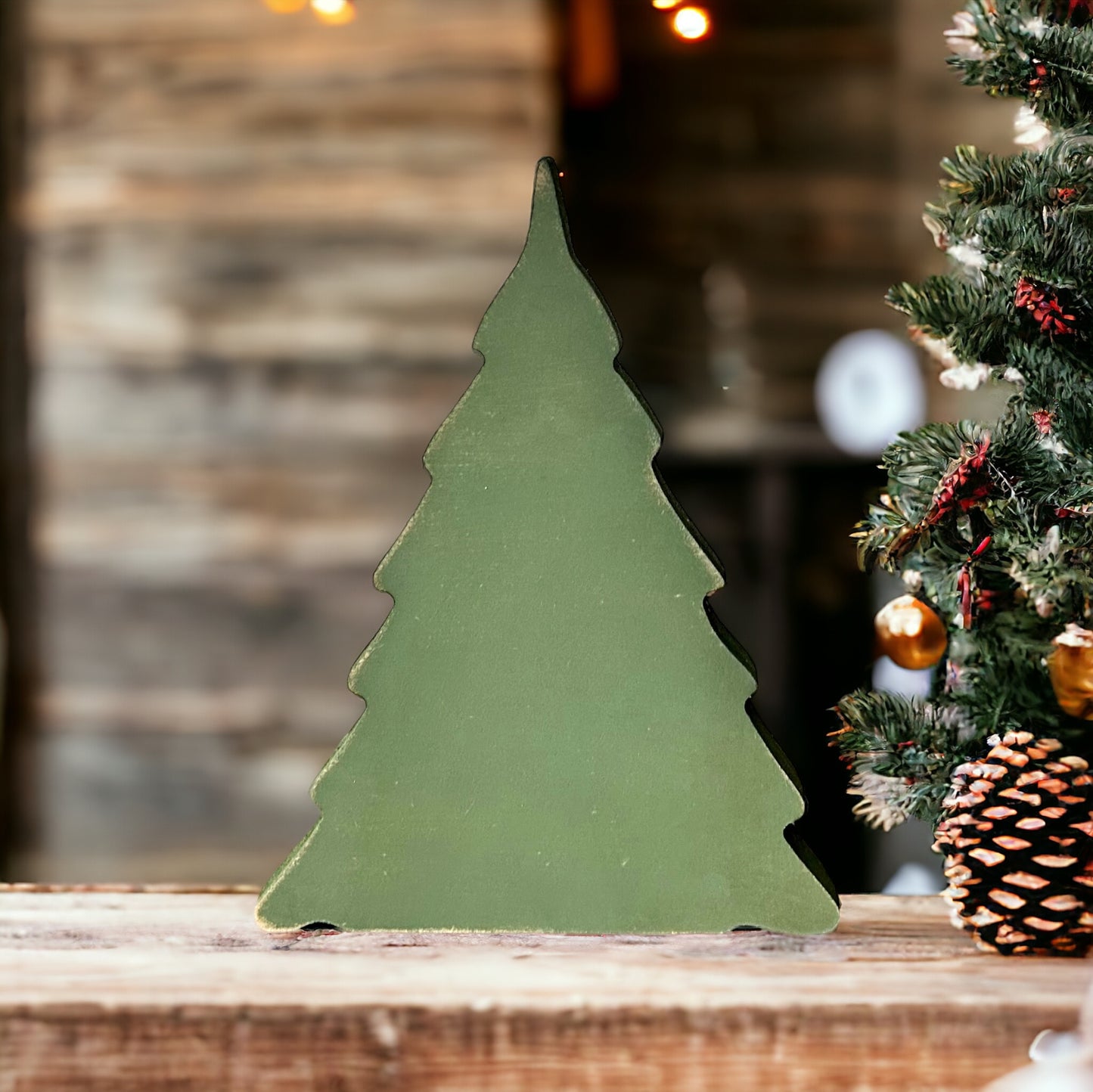 Primitive Wood Christmas Tree Sitters - Wavy Style