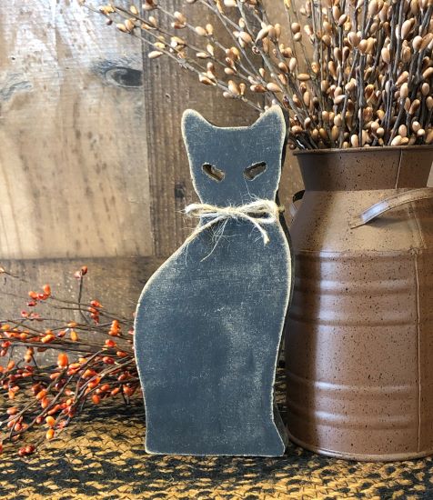 Primitive Wood Black Cat Sitter